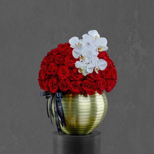 Majestic Red Elegance Vase Arrangement